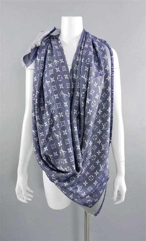 louis vuitton scarf buy online.